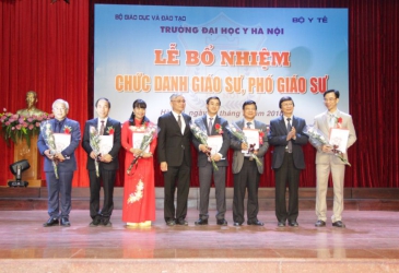 Trường Đại học Y Hà Nội long trọng tổ chức Lễ bổ nhiệm chức danh Giáo sư, Phó Giáo sư năm 2017